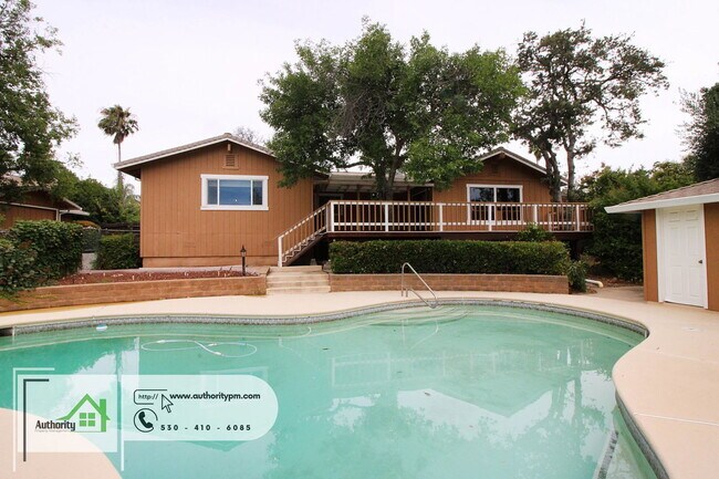 Building Photo - 3345 Golden Heights Dr