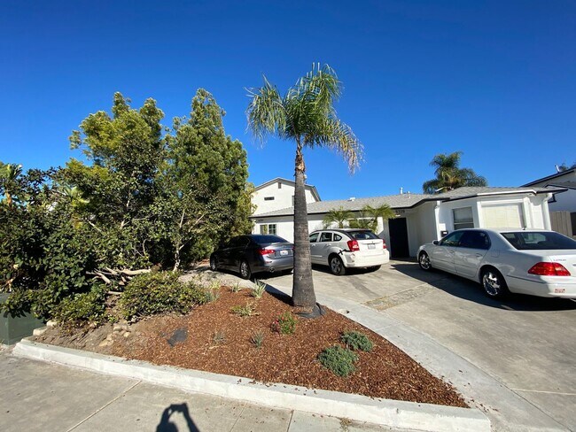 Primary Photo - 4BD/2BA with Parking!