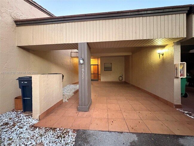 Building Photo - 3855 Estepona Ave