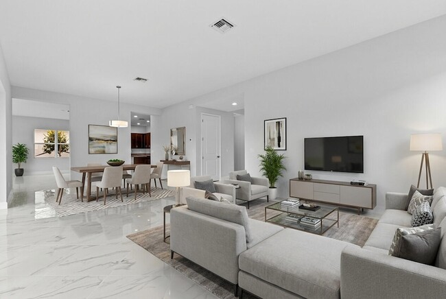 Building Photo - 15054 Wildwood Cir