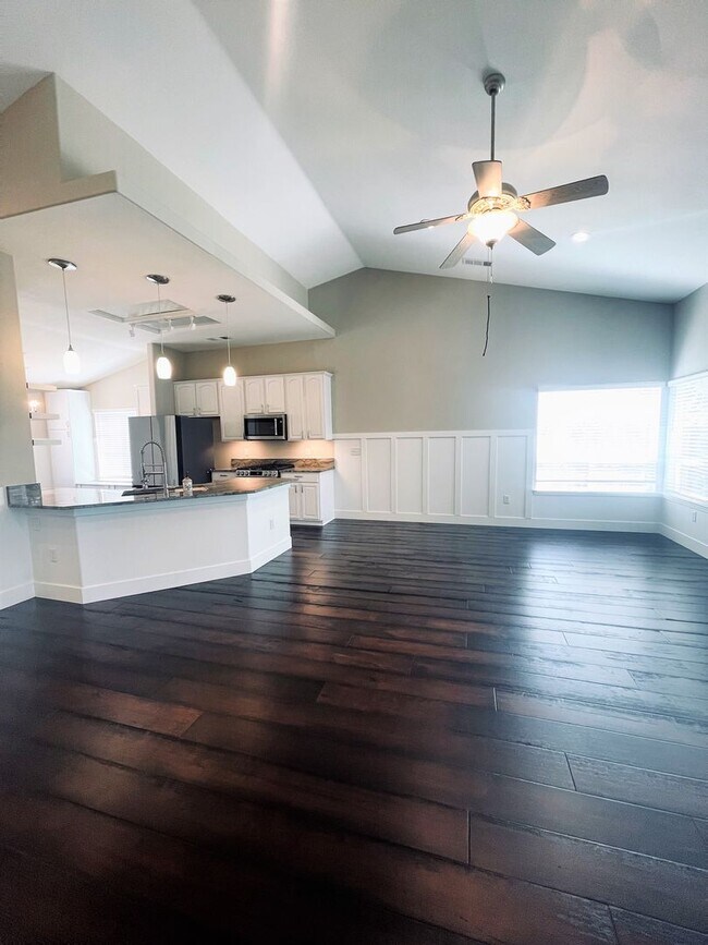 Building Photo - Live in Desirable Shasta Hills Estates!! 55+ Community
