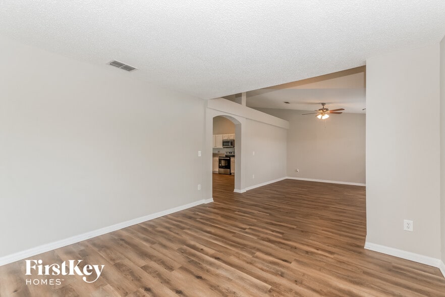 Building Photo - 10263 Wood Dove Way