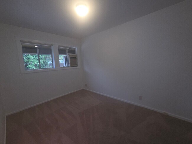 Building Photo - Small Cozy 1 Bedroom 1 Bath in Central Ojai