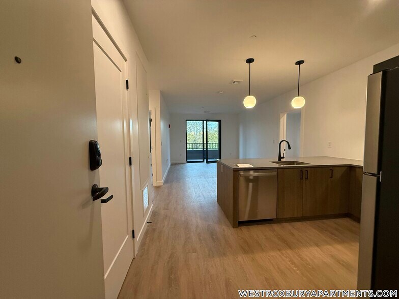 Building Photo - 199 Gardner St