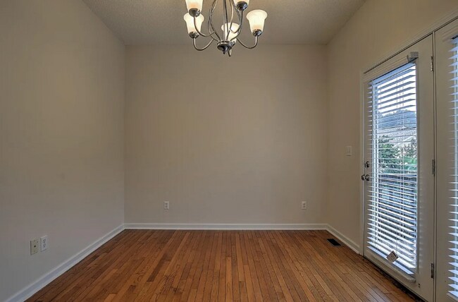 Building Photo - 244 Main Street Village Dr