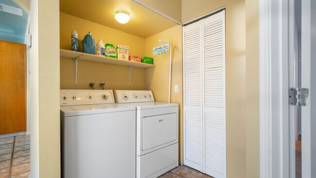 Building Photo - 72065 Cactus Dr