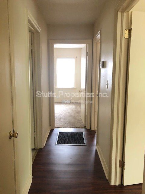 Building Photo - 1938 Shade Ave