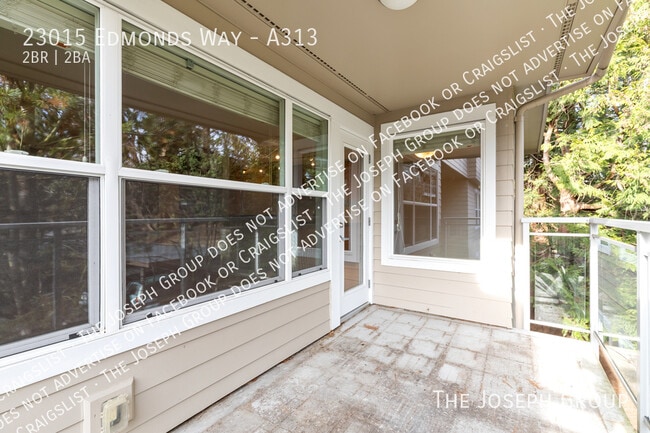 Building Photo - 23015 Edmonds Way