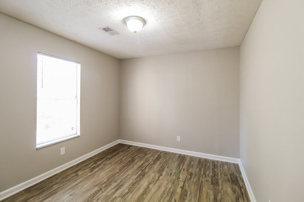 Building Photo - 4265 Loveless Pl