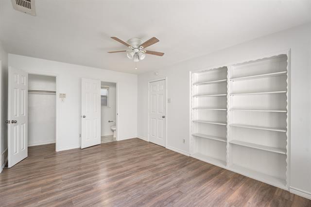 Building Photo - 801 Meadowgate Dr