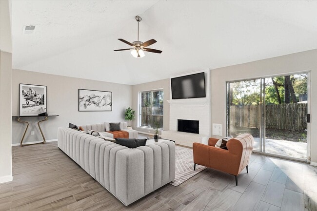 Building Photo - 22811 Cranberry Trail