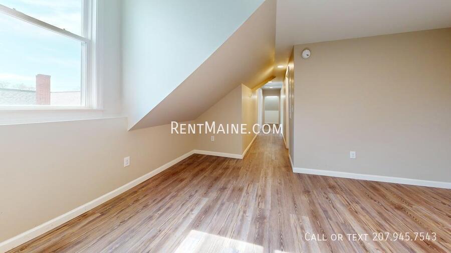 Building Photo - 2 Danielson St