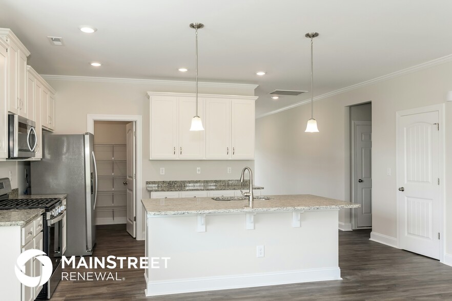 Building Photo - 2118 Moselle Dr
