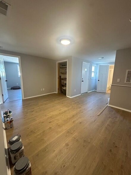 Building Photo - 612 E High St