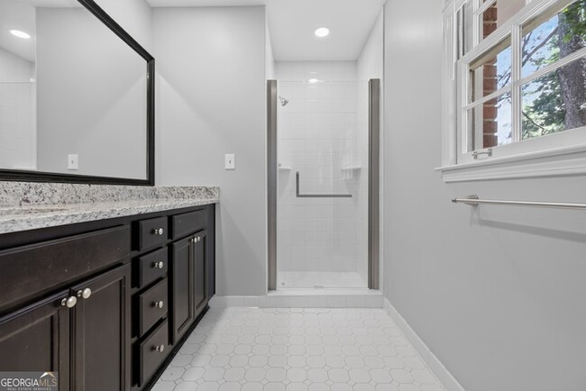 Building Photo - 4854 Springfield Dr