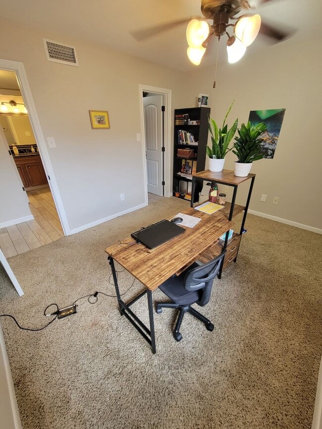 Building Photo - College Station - 2 bedroom / 2 bath downstairs condo at Cripple Creek Condos