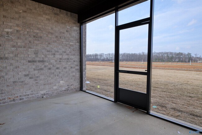 Building Photo - 22895 Ansley Dr