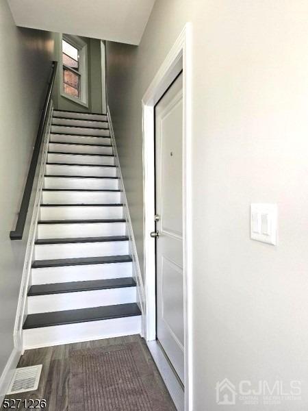 Building Photo - 81 Wolcott Terrace