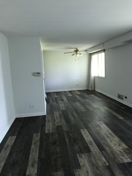 Building Photo - 1112 Westover Ln