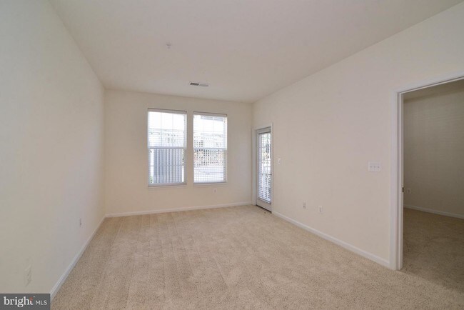 Building Photo - 4209 Ridge Top Rd