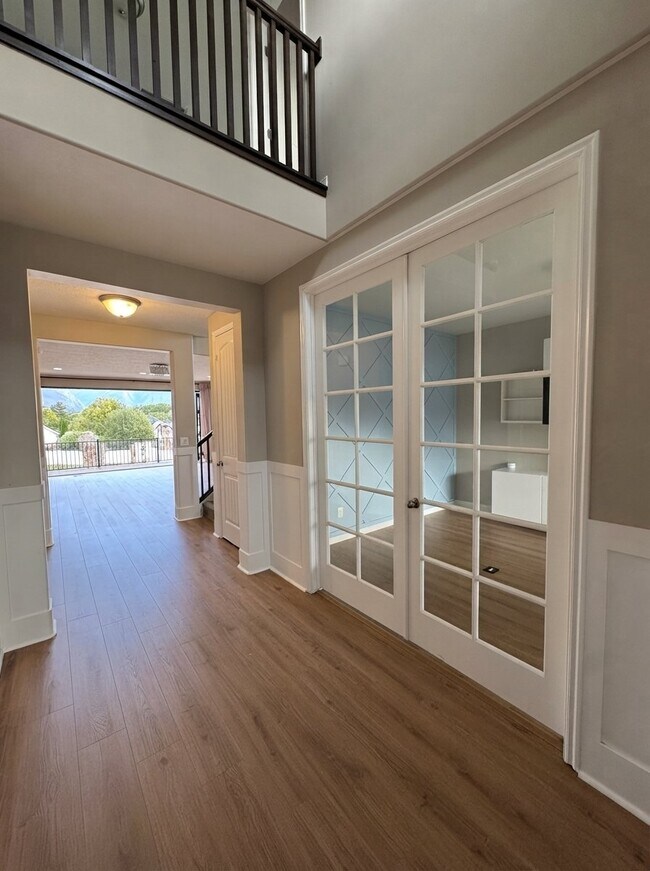Building Photo - 9399 Koch Dr