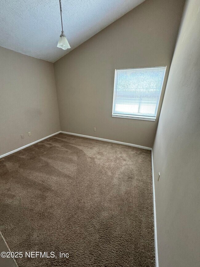 Building Photo - 4751 San Jose Manor Dr W