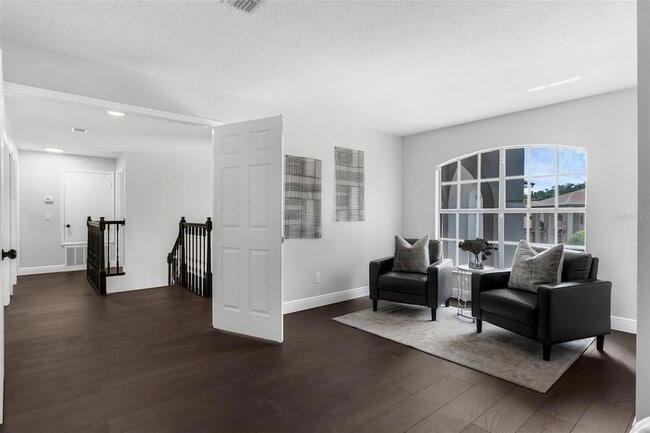 Building Photo - 1121 Needlewood Loop