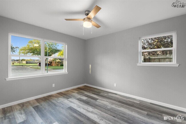 Building Photo - 4303 Prince Edward Dr