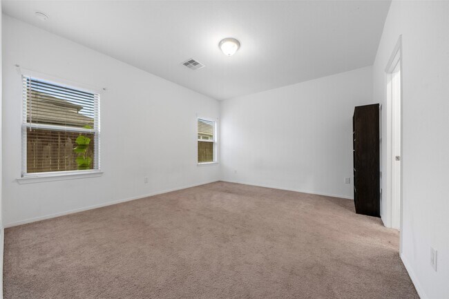 Building Photo - 16639 Spirit St