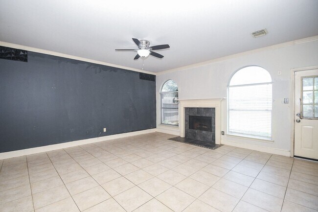 Building Photo - 5214 Mountain Forest Dr
