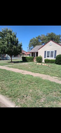 Building Photo - Cottage style house 2bedroom 1bathroom wit...