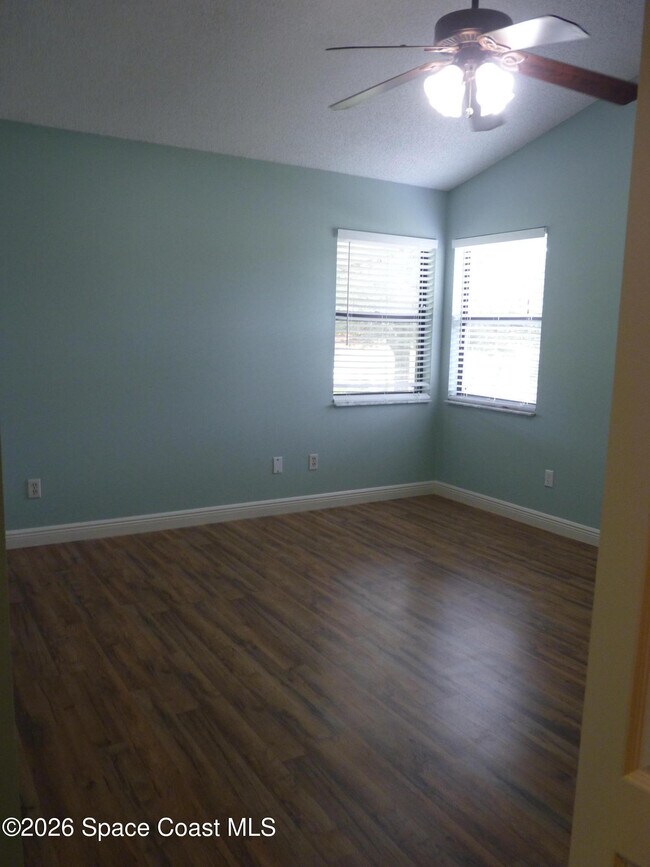 Building Photo - 1105 Dallam Ave NW