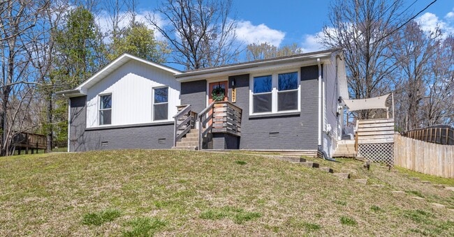 Building Photo - 247 Jeffery Dr