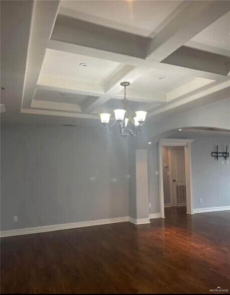 Building Photo - 1516 S 14th Ave