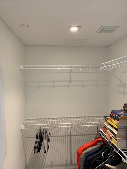 Walk-in closet - 1600 NE 1st Ave