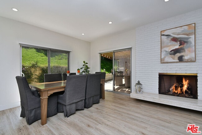 Building Photo - 16142 Bayberry Pl