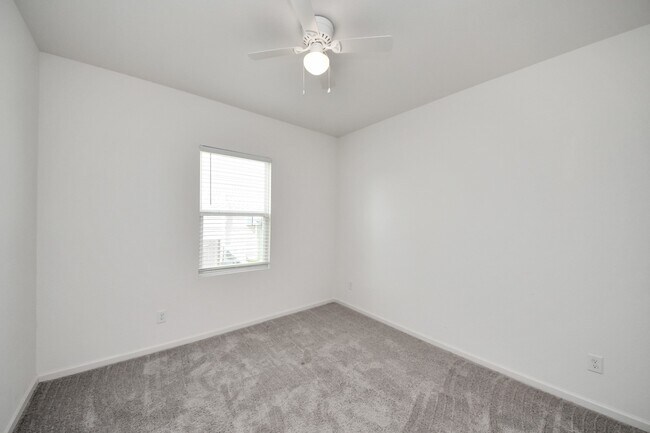 Building Photo - 6306 Highland Trl Dr