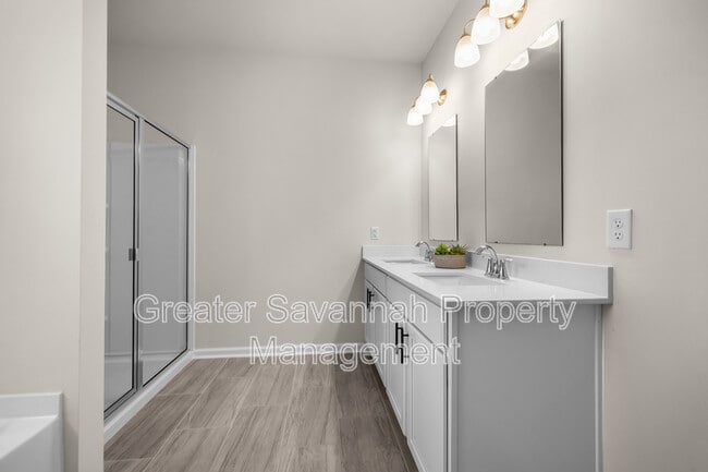 Building Photo - 84 Woodford Reserve Dr
