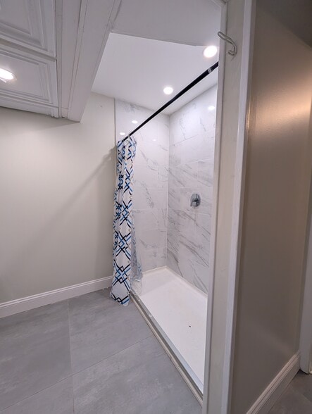Building Photo - 15 N Forge Manor Dr