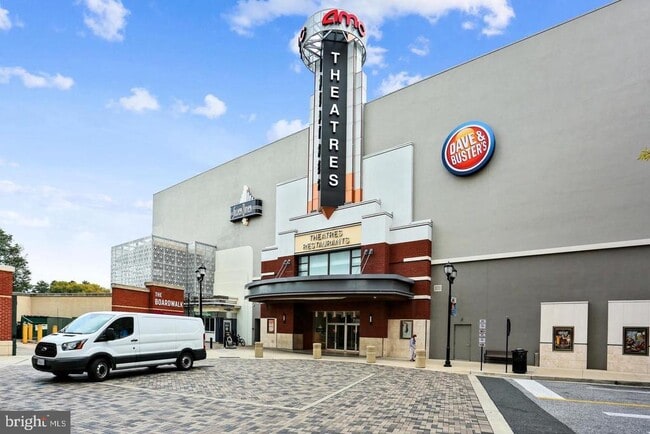 Building Photo - 9710 Washingtonian Blvd