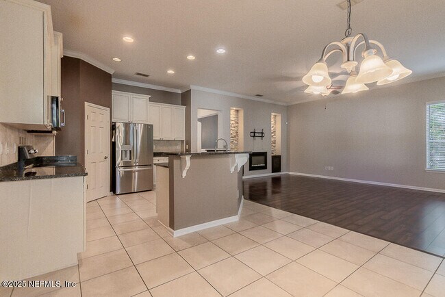 Building Photo - 6285 Wedmore Rd