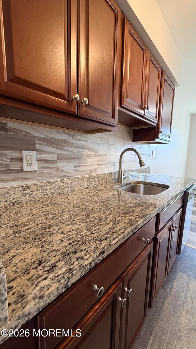 Building Photo - 4 Windsor Terrace