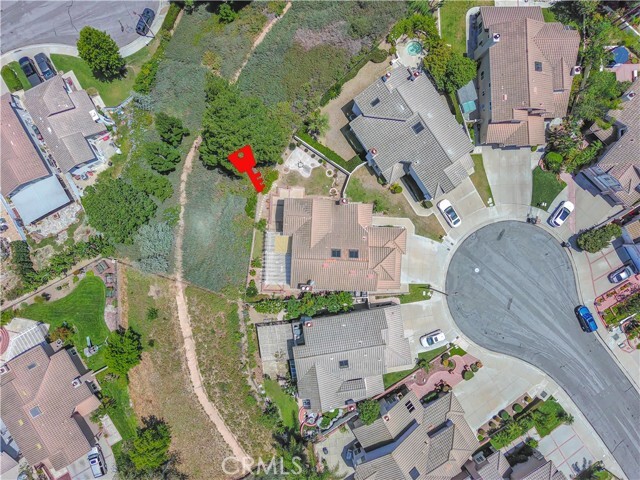 Building Photo - 1011 S Mountcrest Ct