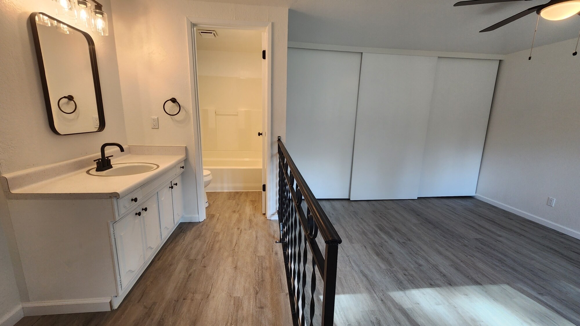 Bed/Bath - 579 James Ave