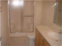 Building Photo - 6536 Hogue St