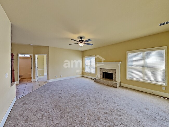 Building Photo - 3100 Camellia Trail