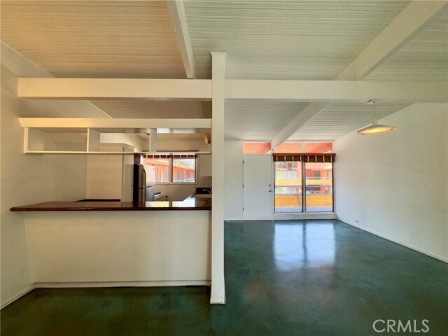 Building Photo - 1400 Hayworth Ave