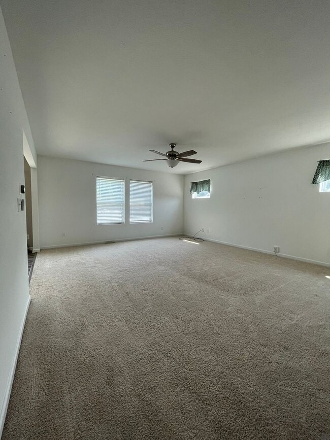Building Photo - Three Bedroom Home in Kalamazoo