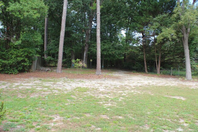 Building Photo - 5817 Dobson Dr