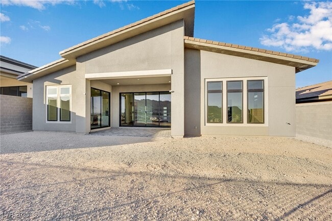 Building Photo - 11079 Rolling Vista Dr